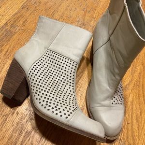 Diba leather booties